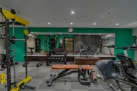 Hotel KK by Spree Rajkot - Phòng tập thể hình