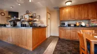 Best Western Arcata Inn - breakfast
