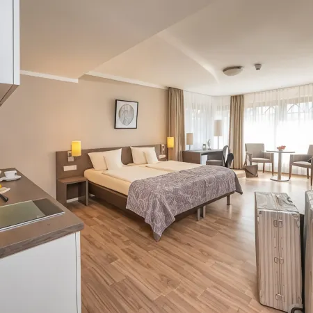 Tiek Apartments