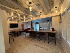 Stylish Stay Near CWS, Zoo & Downtown Fun