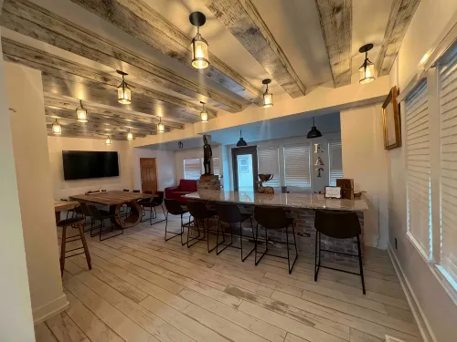 Stylish Stay Near CWS, Zoo & Downtown Fun - 民泊