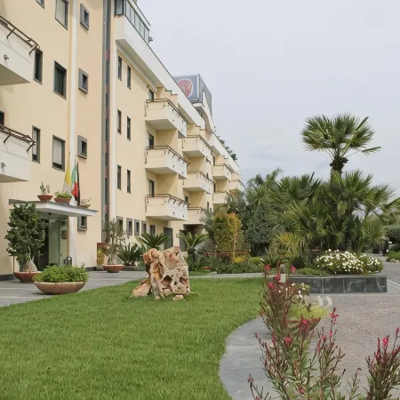 Abalon Pompei Resort