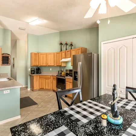 🍹🌞 Tropical Paradise! Heated Pool, Boat Parking, Near Beaches!