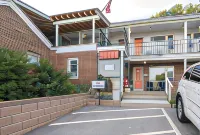 TiltonLodge Inn & Suites - Desayuno