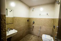 Hotel Parameshwara Luxury Awaits - 2-Star