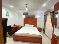 Bintoo Hotel Limited - parking