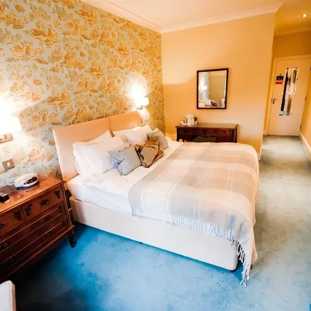 Eslington Manor