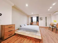 Urban Apartment near Ebisucho Sta, 10min to Namba Dotonbori, 45min to KIX,Vacation Stay - ห้องครัว