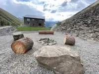 Elegant Rustic Cabin, Ski, Salmon River  Dark Sky  Sleeps 11 Huckleberry Picking - Chalets