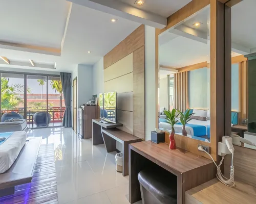 Mai Morn Resort Hotels near Makham Bay