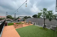 Habitat Bintaro - Pensions
