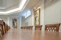 Gloria Mini-Hotel - Inns
