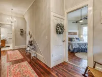 Walk Downtown! Large Pool, Hot tub, Fire pit, Close to EVERYTHING! Ξενοδοχεία στην πόλη Monroe