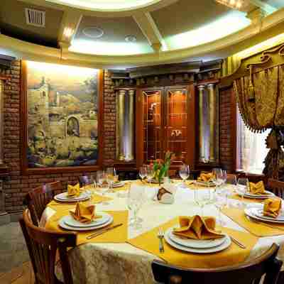 Shato Hotel Dining/Meeting Rooms