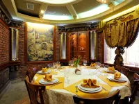 Shato Hotel - بار