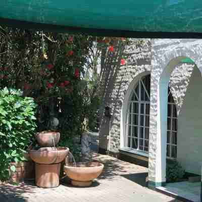 Sleep Eezy Cottages Hotel Exterior