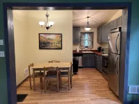The Lehigh Cottage - Pocono Mountains get-away with gorgeous private waterfall! - 4 tähden