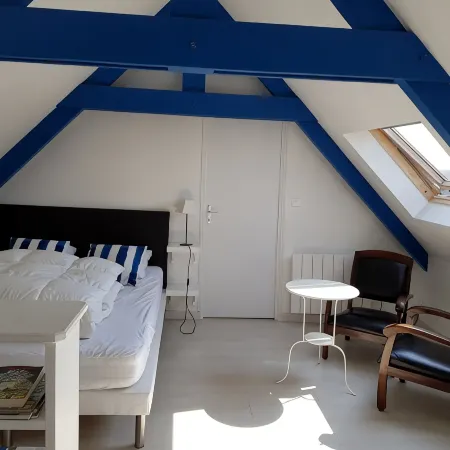House for 11 People, with a Garden, in a Quiet Location, Near the Grands Sables Beaches and Shops Hoteles en Groix