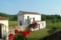 Agriturismo Grillo Iole Winery - Bed and Breakfasts