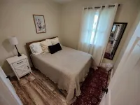 Cheerful Home w/Fireplace - 3-Star