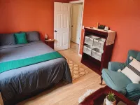 Cozy CO Casa: Eco & Pet Friendly—Sleeps up to 8, Remote Work Hub, Rec Center Hotels in Firestone