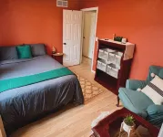 Cozy CO Casa: Eco & Pet Friendly—Sleeps up to 8, Remote Work Hub, Rec Center