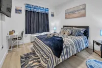 Blue Bliss 2BR 2BTH with Indoor Pool, FREE Parking, Near NYC & EWR Airport