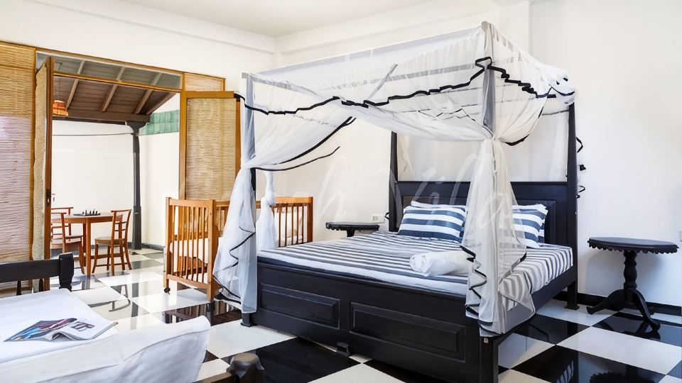 Grand Conch 4 Br Villa -3 Min Walk to the Beaches