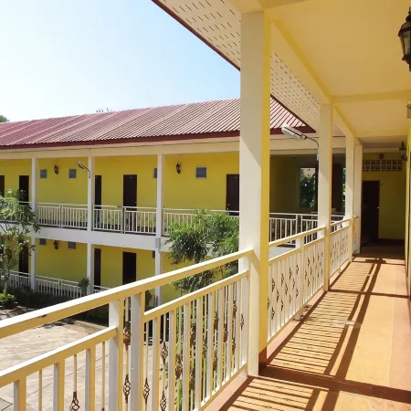 Amonruk Hotel 1