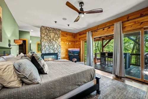 Stunning Views • Hot Tub • Sauna • Theater • Game Rooms • Sleep/Dine 23 •Firepit - 4 星級