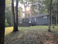 4PelicansOhio: Relaxing Cabin Near Leesville Lake ~Pets Welcome~ 2 Queens & 1F - Wifi