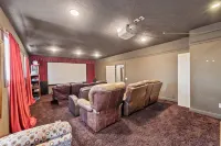 Downtown loft in the heart of Lodi. Great for large groups! - 3-Star