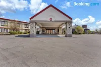 Buffalo Airport Hotel - 3-Star
