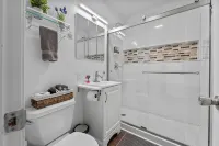 Hottub + Pet Friendly + Mountain View + Skyline Dr + Wineries - balcony