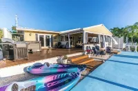 New to Vrbo SeaEsta! 1 Block to Sombero Beach! Bring your boat or rent ours! - 4-Sterne