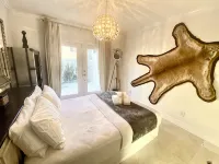 Relax with whole family at peaceful place and enjoy easy access to everything. - ห้องครัว