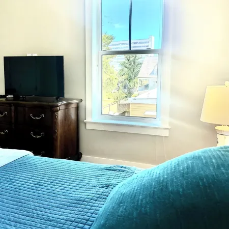 2Br with Balcony Near Biloxi Beach & One Block to Casinos! Downtown Darling
