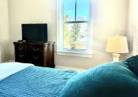 2Br with Balcony Near Biloxi Beach & One Block to Casinos! Downtown Darling - 4星級