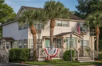 The Cozy Inn - Motels