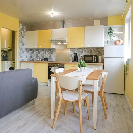 Apartment with no overlooking neighbors near the city center