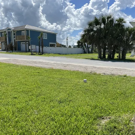 Renovated-Gulf Views -Pet Friendly -Great Rates for Fall Dates -Book Now!