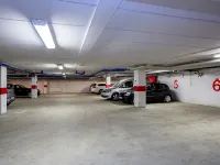 Aiden by Best Western @ Stockholm City - Parkplatz