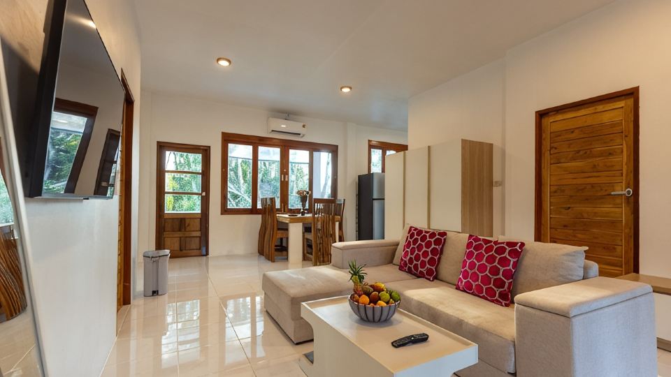 Hin Kong Hide Away 1