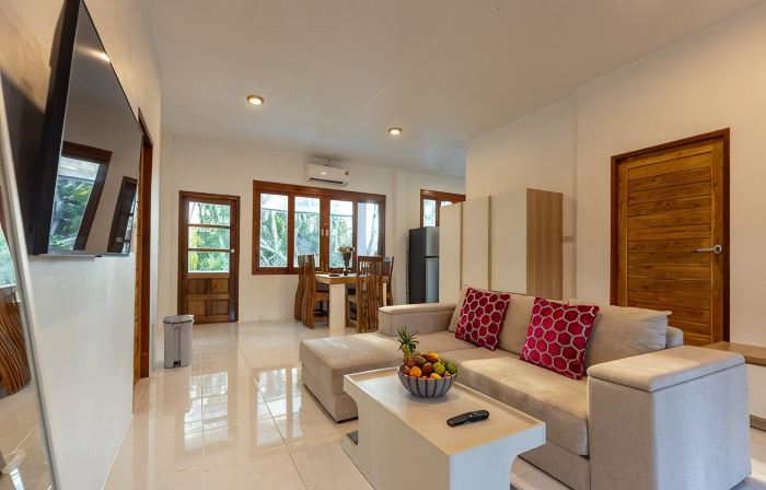Hin Kong Hide Away 1