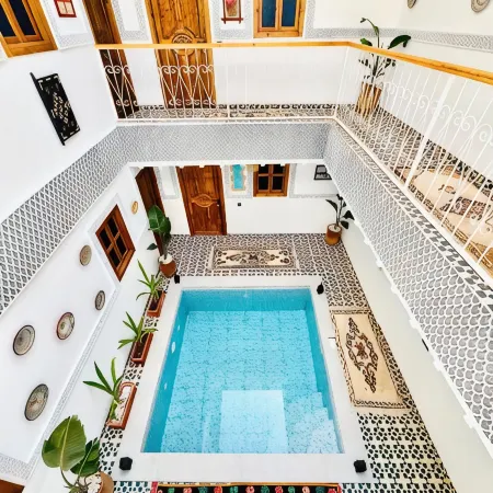 Riad Le Sultan Rouge And Spa