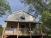 Little Bear Cottage Private,Luxury Getaway!SPA! FIRE PIT! 3 MLS FROM SNP - 4 stjerner