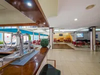 Hotel Golden Sand - พร้อมระเบียง