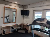 Riverfront house  with  kyacks  fire pit and gym - Wi-Fi