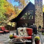 BUCK FALLS LOG CABIN, 5 bedroom Chalet RETREAT between Highlands and Franklin NC - 샬레 호텔
