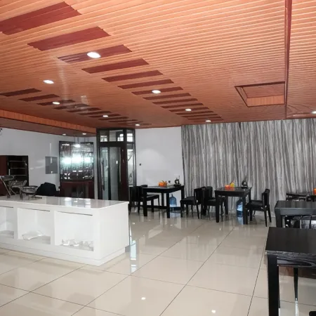Pengcheng Holiday Hotel